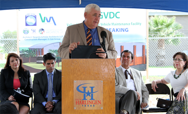 La Feria Mayor Steve Brewer spoke at the ground-breaking for a new bus barn and maintenance facility for Valley Metro. Photos and story: Valley Metro/Brownsville Herald.