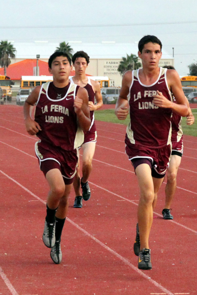 A pack of Lions coming to the finish during the cross country meet. 