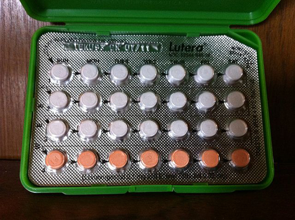 State lawmakers are considering legislation that would allow teen parents age 15 and over to get birth control without the consent of their parents or guardians. Photo: Parenting Patch/Wikimedia Commons.
