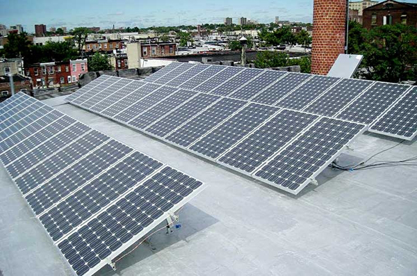 A new report documents how five U.S. cities have leveraged solar to lower municipal energy bills, taxes and pollution. Photo: U.S. Department of Energy.