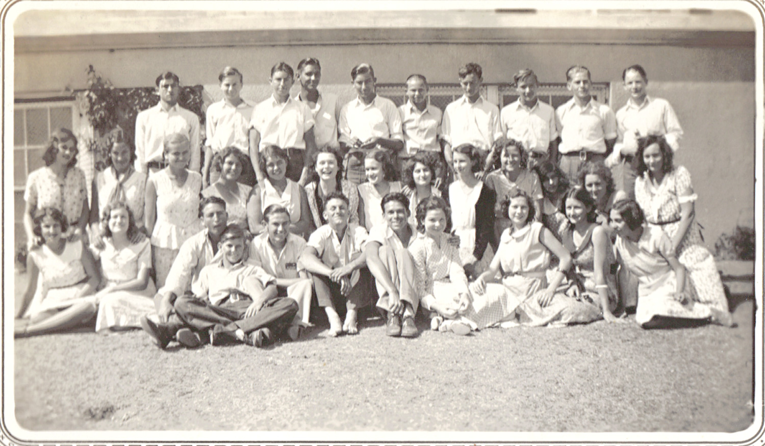 Another undated photo, this time of a La Feria High School class. Photo: LFN archives.