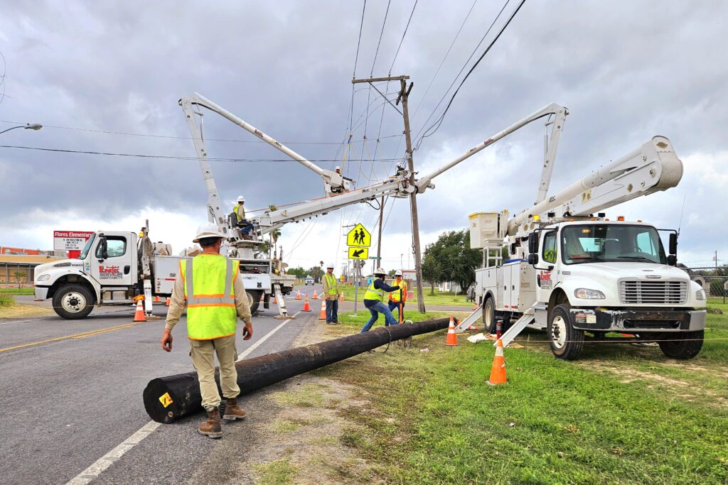 aep-texas-crews-restore-power-to-152-000-rio-grande-valley-customers